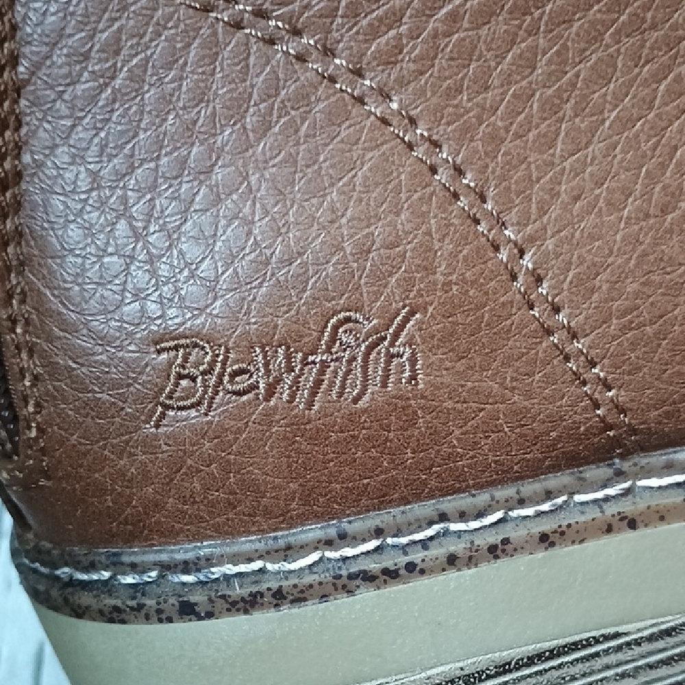 Stylish Tan Lace-Up Boots for Women - Picture 2 of 10
